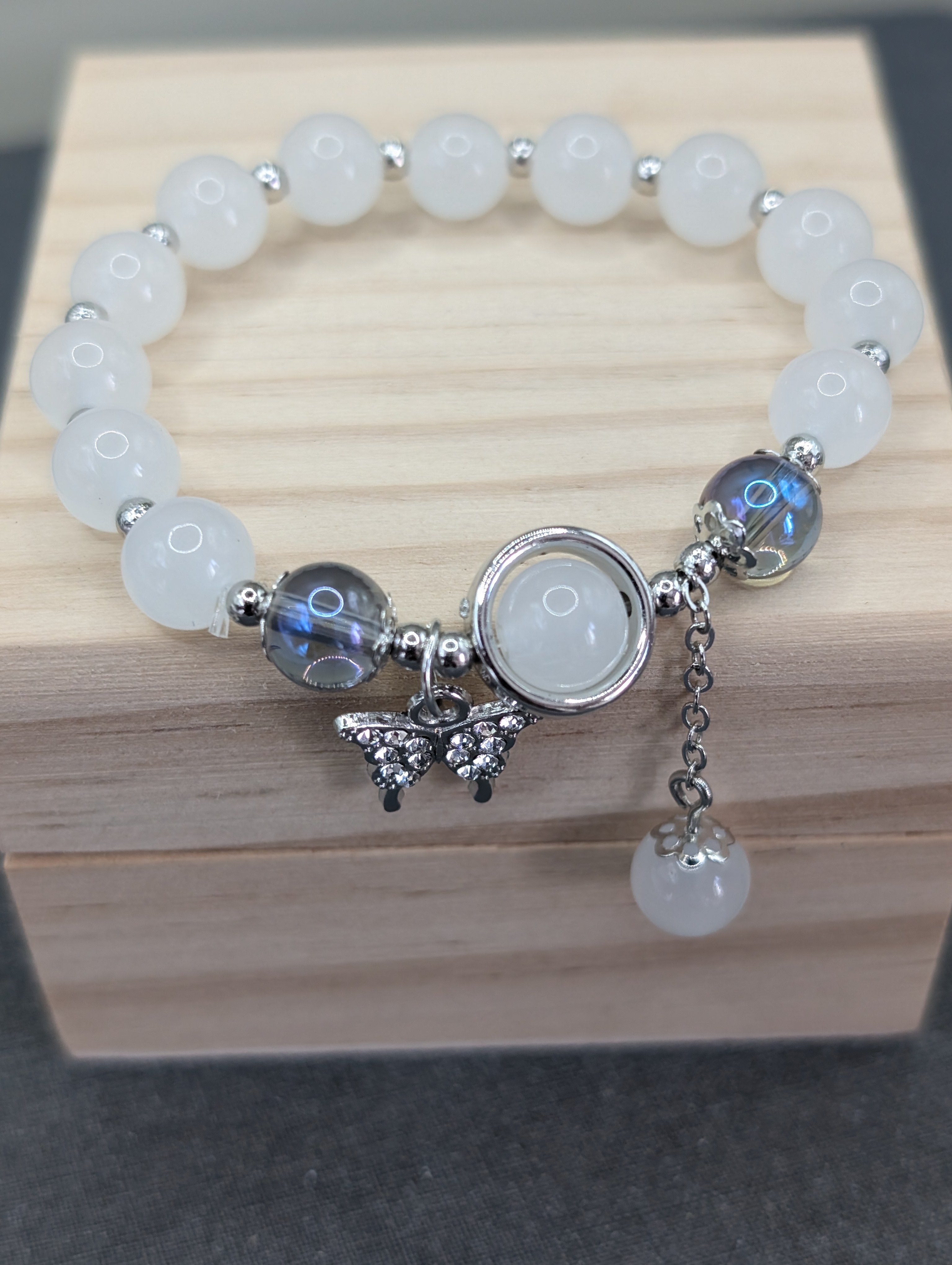 Elegant Opaque Bracelet - Timeless Style | Accsensory