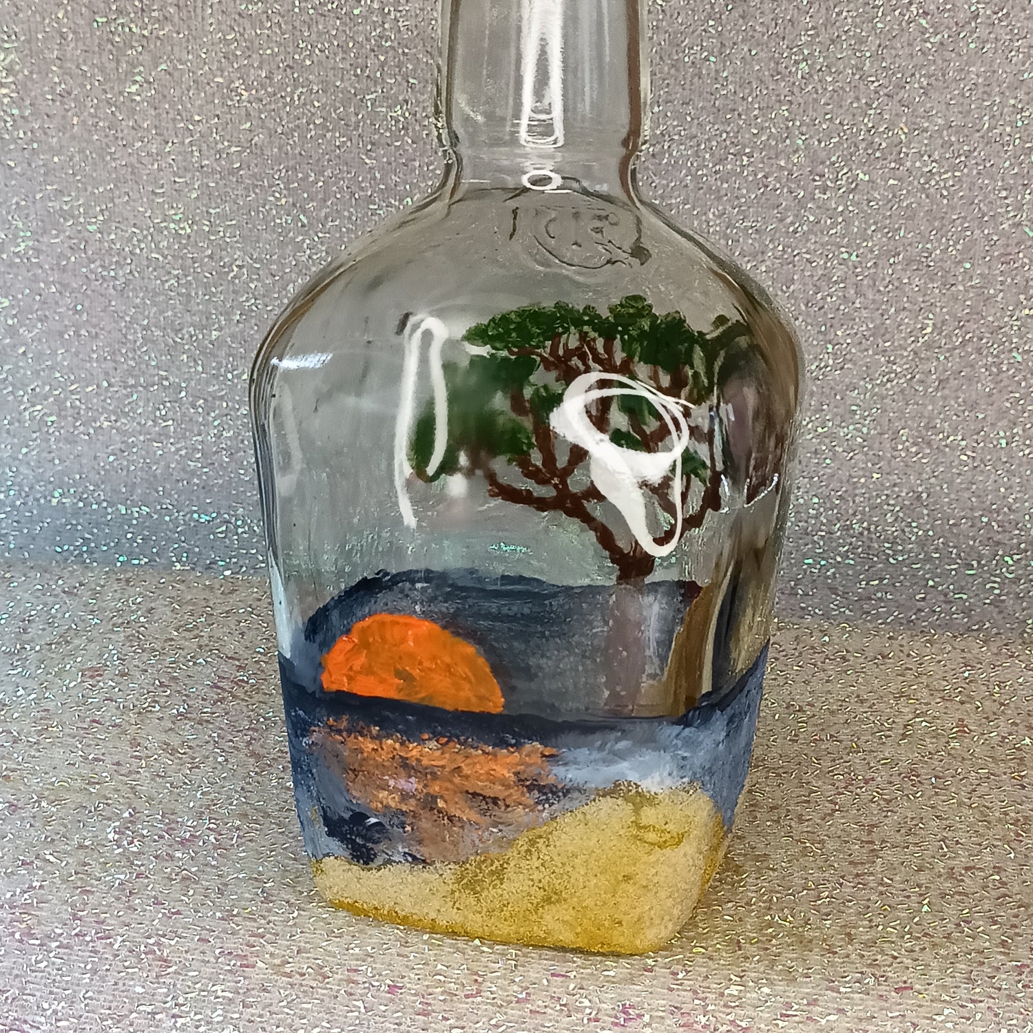 Sunset Bottle Lamp - Captivating Light Decor | Accsensory

