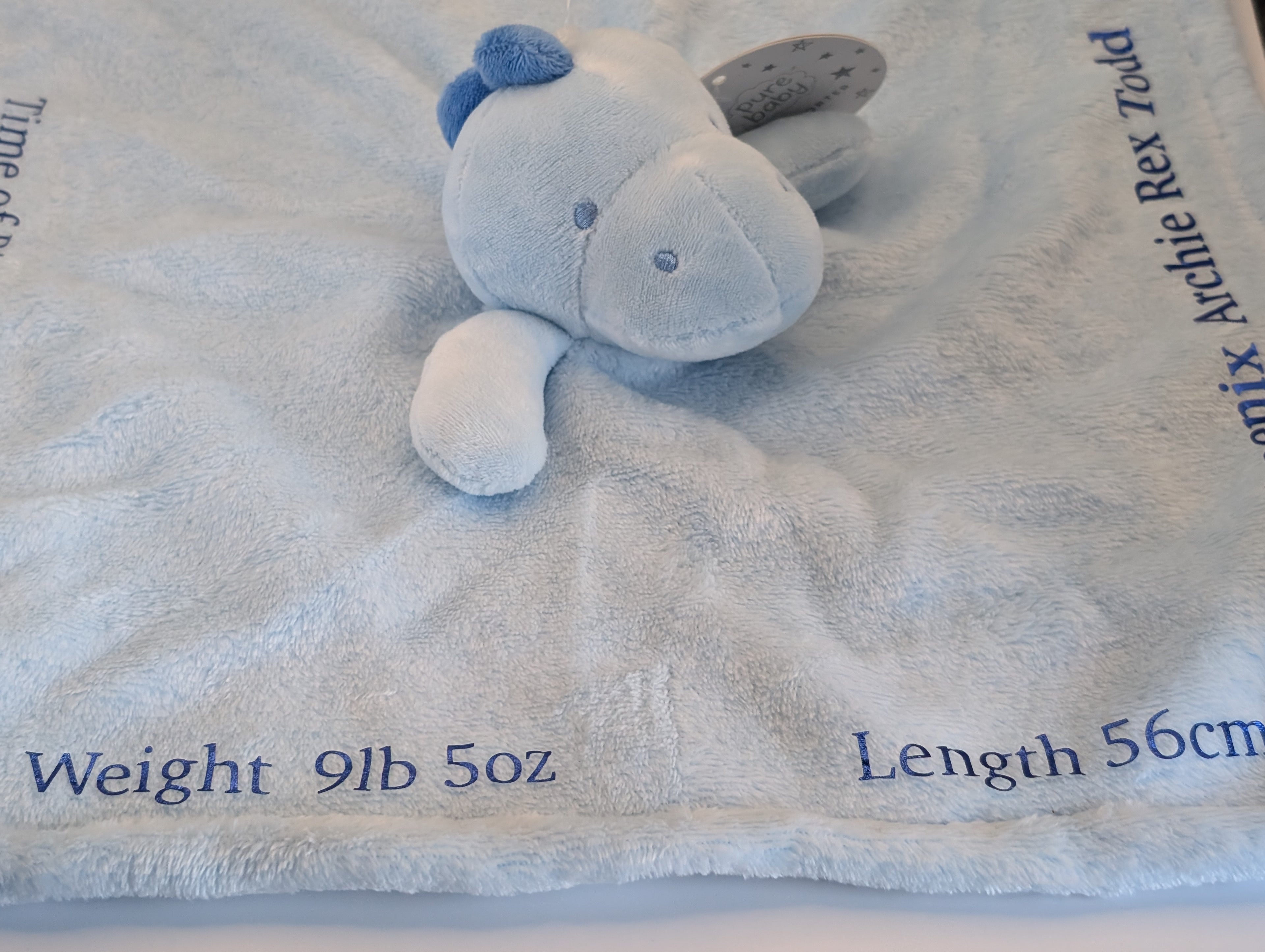 Personalised Baby Snuggle - Custom Name, D.O.B, Weight &amp; Length for Newborns